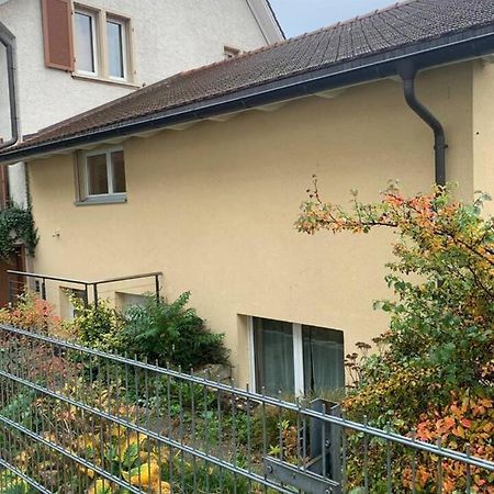 Charming 2-Bed Apartment in Arlesheim 15 min Basel Exterior foto